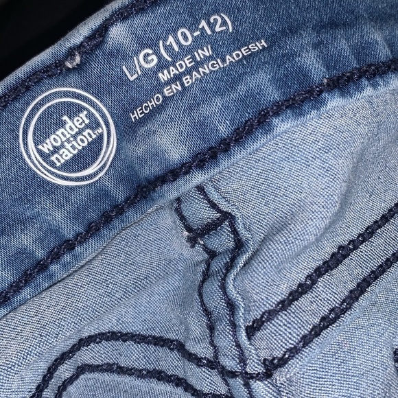 Girls embroidered wonder nation jeans size 10/12 - Picture 4 of 6